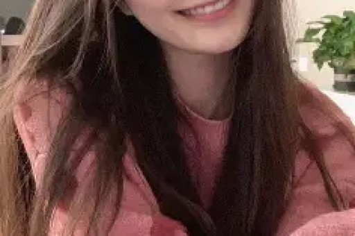 知名网红坑骗粉丝穿真货卖假货被曝光后解释自己是不小心的